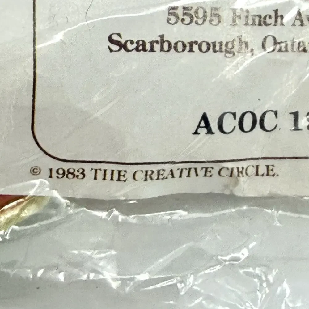 Creative Circle #1926 Tea Roses Crewel Kit with Cast Oval Frame 1984 Cottagecore